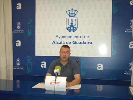 El portavoz del grupo popular, Javier Jiménez