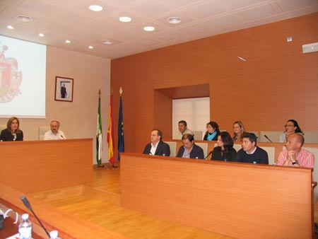 La creación de empleo y la potenciación de las políticas sociales fueron los principales temas a tratar