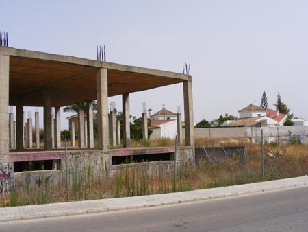 El Ayuntamiento se encargará de la demolición del actual edificio