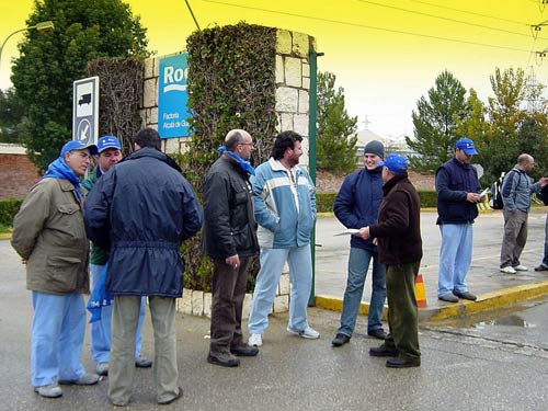 La empresa Roca ya impuso un ERE temporal que afecta a la mitad de la factoría de Alcalá desde abril