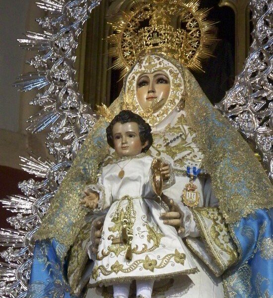 La imagen de Nuestra Señora del Águila es una de las más admiradas en Alcalá
