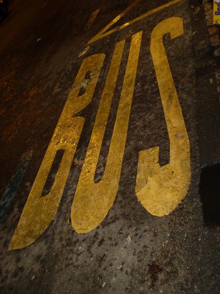 Las líneas nocturnas de TUSSAM podrán prestar servicios metropolitanos