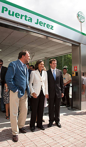 Desde las 14:30 horas de ayer, la Línea 1 del Metro de Sevilla cuenta con una estación más en su recorrido