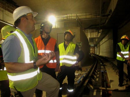Los bomberos continúan su formación en la Línea 1 del metro de Sevilla por tercer año consecutivo