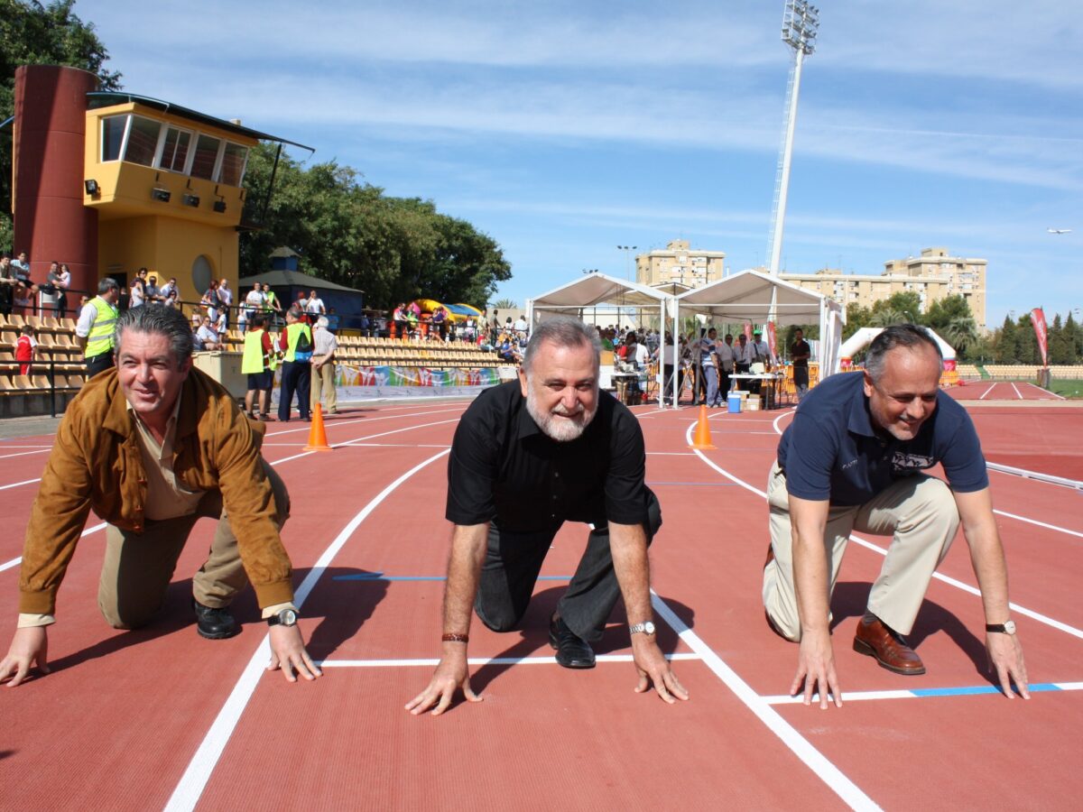 Una pose muy particluar en el estreno de las nuevas pistas de San Pablo