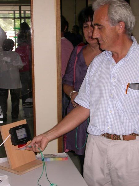 Con el nuevo sistema, la entrada a hospitalización se realiza ahora a través de unas tarjetas de configuración electrónica