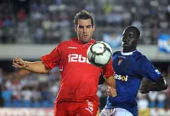 Negredo, con una genialidad en el primer tiempo, puso tranquilidad en el juego sevillista/SevillaFC