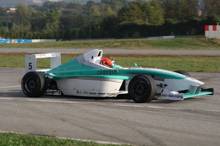 Bejarano, a los mandos de su Fórmula BMW