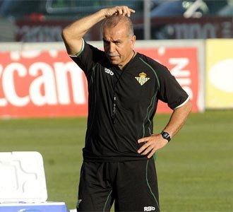 Tapia ya entrena con casi todos sus jugadores/RealBetis