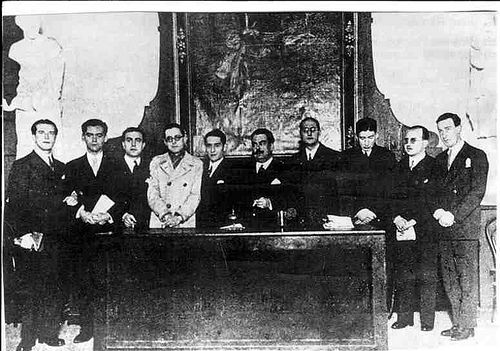 Primera foto oficial de los poetas del 27 en el Ateneo de Sevilla/juntadeandalucía