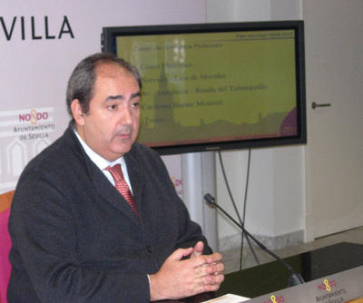 Francisco Fernández en rueda de prensa.