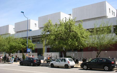 La Facultad de Comunicación es la que cuenta con los docentes peor valorados por los alumnos