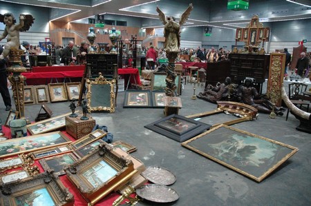 El precio de la entrada es de 3 euros por persona. El horario del salón será de 17:00 a 21:00 horas el día 19 de febrero y de 11:00 a 21:00 horas los días 20 y 21 de febrero.