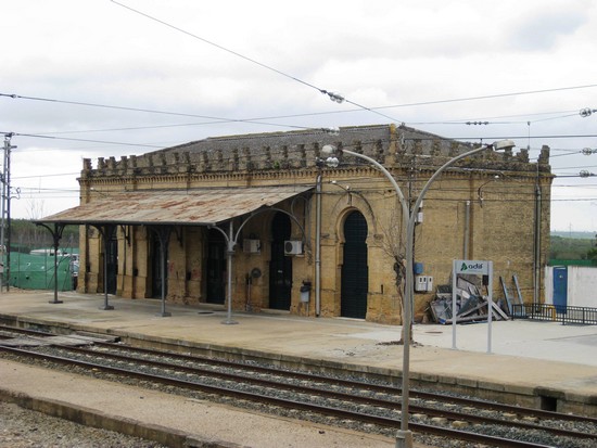 la estación de Olivares-Villanueva del Ariscal