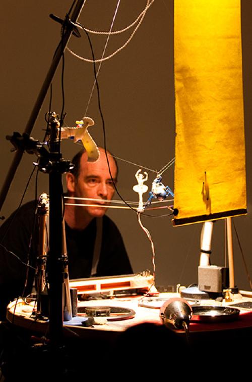 Le Petit Cirque /S.A.