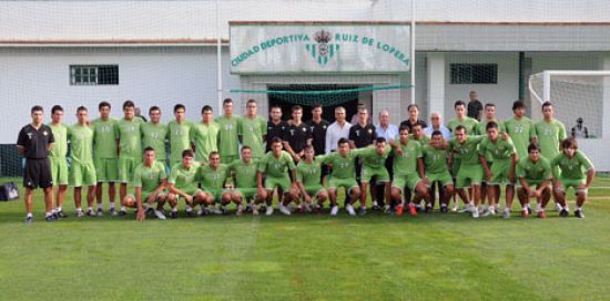 El equipo vuelve a ganar en casa/betisweb