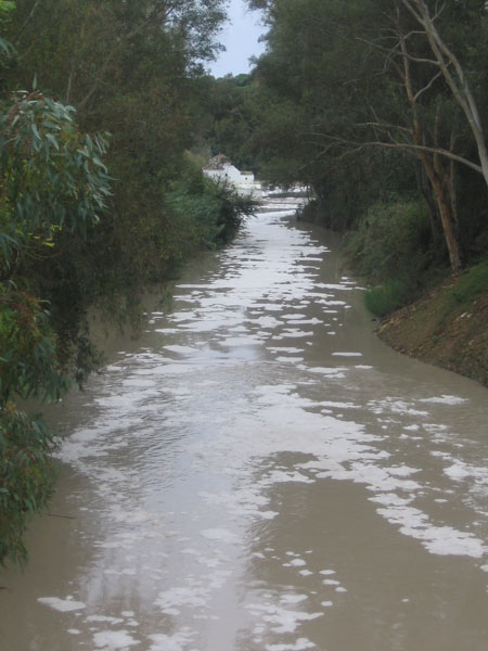El Ayuntamiento de Alcalá vigilante ante los vertidos /SA