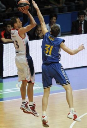 El Cajasol recibe al Caja Laboral, tercer clasificado de la ACB/Cbsevilla