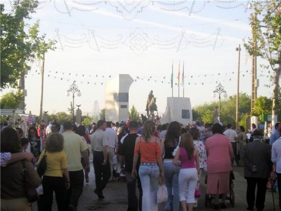 La feria de Mairena nace como feria de ganado y es una de las más antiguas de la provincia/AyuntMairena.