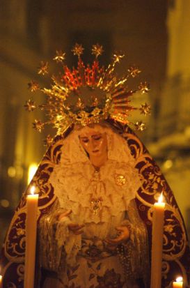 La virgen del buen fin de la hermandad de la lanzada/ Jose Javier Comas