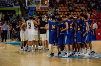 Cajasol y Real Madrid, dos equipos por una plaza en semifinales/FJBaños