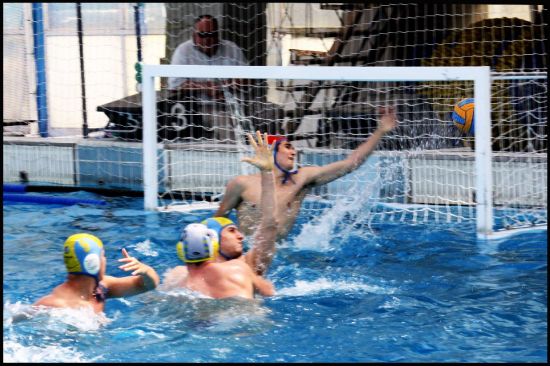 El Dos Hermanas tendrá que conformarse con la tercera plaza/sa