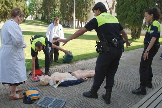 Los cuerpos de seguridad realizan cursos de formación periódicamente