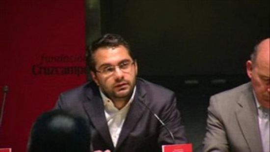 Víctor Orta en la presentación de 'Goles por la Igualdad' / SevillaFC