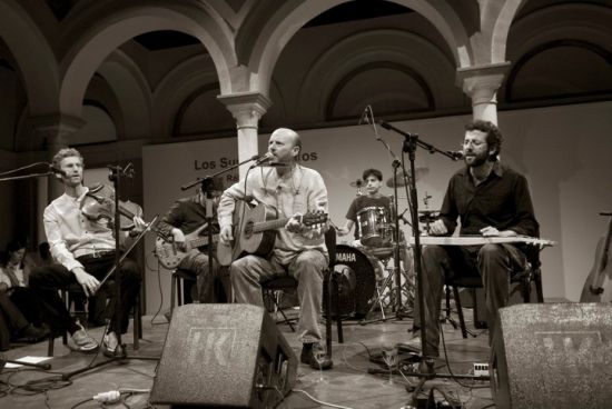 A good day for living está producido por el sello gaditano Bujío Producciones / Quino Castro