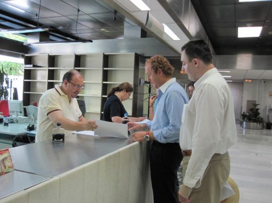 Manuel Otero y Claudio Millán, presidente y secretario de la Asociación de Hoteles de Sevilla y Provincia/SA