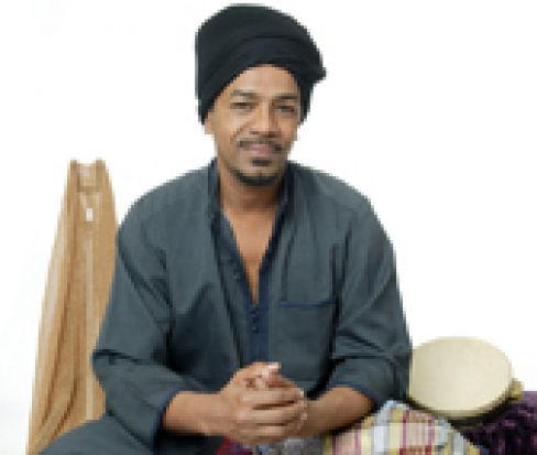 Wafir es el último músico que actuará en Noches en los Jardines del