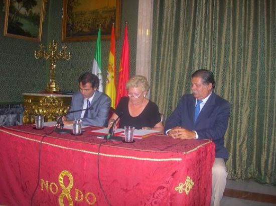 Con este convenio se pretende dar protagonismo a los mercados con los que Sevilla tiene conexiones directas