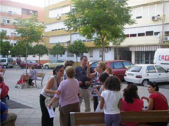 Francisco Rubio y Lola Aquino estuvieron con los afectados por los apagones eléctricos/PA.