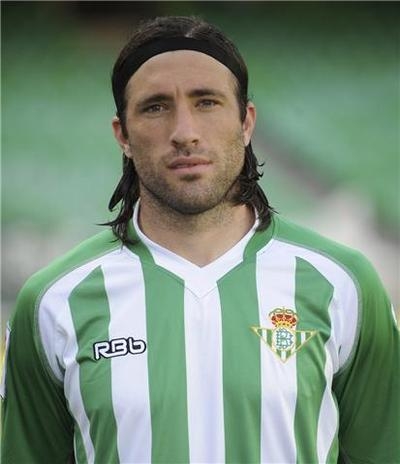 Pavone en su foto oficial con el Real Betis / Real Betis Balompié