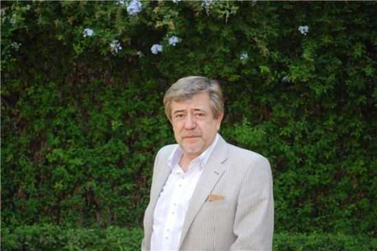 Según el diseñador, la moda andaluza es un referente en el extranjero