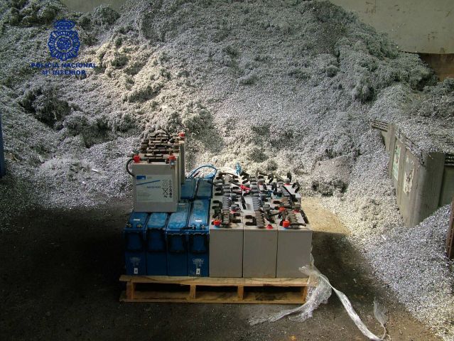 Hasta 24 baterías de antenas de telefonía móvil han podido ser recuperadas en el dispositivo/SA