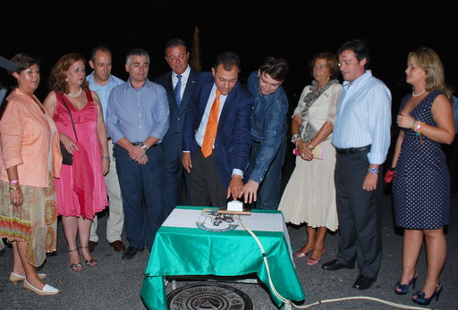 El alcalde de Tomares y el equipo de gobierno inauguraron el pasado miércoles la Feria 2010/Tomares.