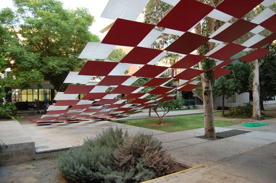 Exposición de los estudiantes de la ETSA