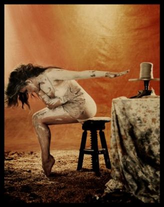 El barro es uno de los elementos principales del espectaculo. /Ruben Martín