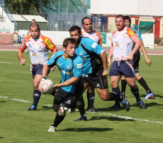 Los locales no pudieron con La Vila (20-30)