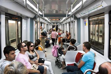 En el tercer trimestre del año se ha incrementado en un 53,6 por ciento el número de viajeros transportados