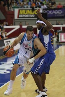 El Cajasol no se estrenó con una victoria a domicilio/Cajasol