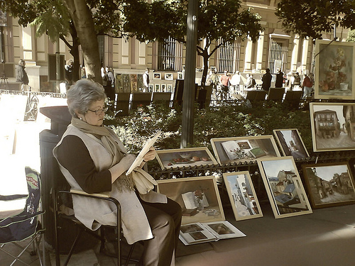 La Plaza del Museo se convierte en una galeria de arte todos los donimgos. /JAcobo Portillo