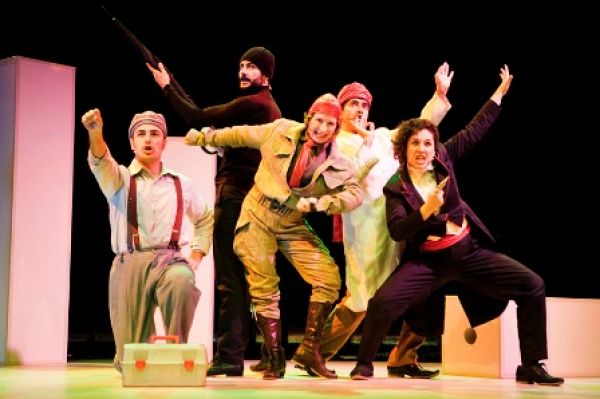 Los prtagonistas del musical son unos superheroes cargados de miedos y culpas. /sa