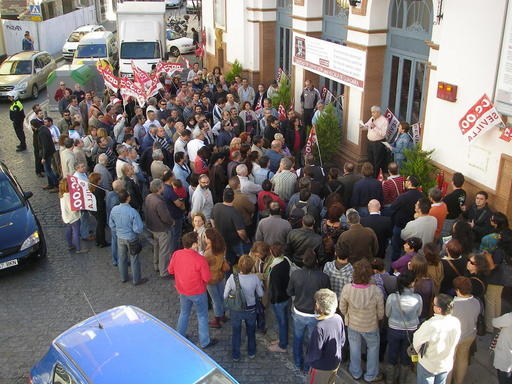 Lola Aquino apoyó la concentración de libertad de expresión en el Gutiérrez de Alba