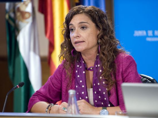 María Jesús Montero habla de un plazo de cinco o seis meses mínimo