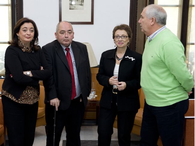 Consejera y sindicatos han mantenido esta mañana un encuentro en San Telmo