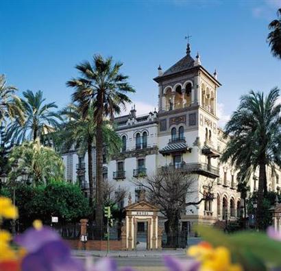 El lujoso hotel cerrará durante diez meses, desde el verano de 2011 y hasta la primavera de 2012