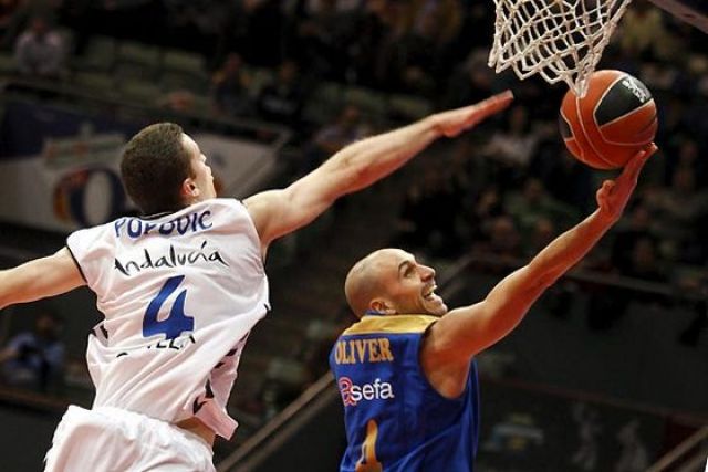 El encuentro demostró la igualdad de ambos equipos/EFE