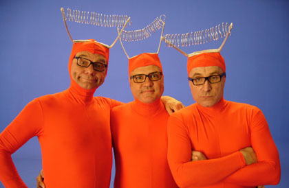 La obra es un homenaje al actor cómico inglés de finales del siglo XVIII, David Garrick, tan extraordinariamente dotado para la comedia, que los médicos recomendaban sus actuaciones como una especie de remedio mágico, capaz de sanar cualquier pena del alma